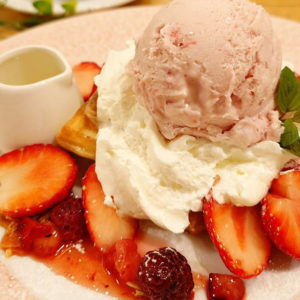 ストロベリーワッフル