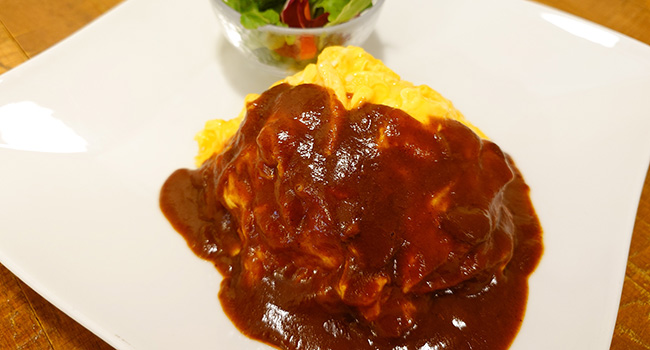 とろっとチーズのオムライス