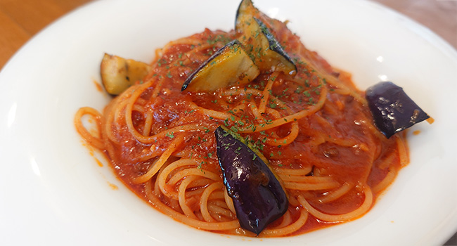 揚げ茄子とミートソーススパゲッティ